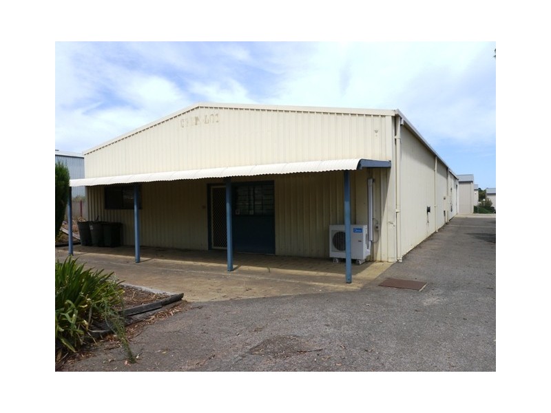 38 Chapman Road, Hackham SA 5163