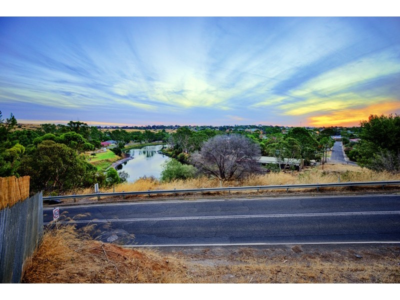 2 Church Hill Road, Old Noarlunga SA 5168