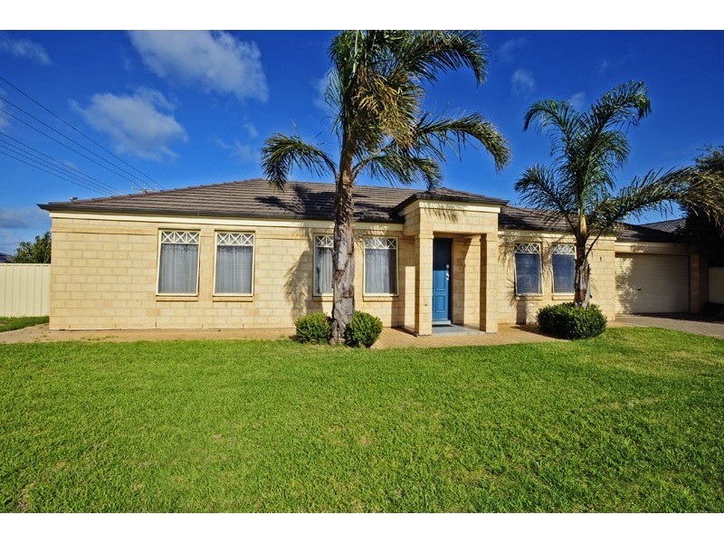 1 Ratcliffe Road, Aldinga Beach SA 5173