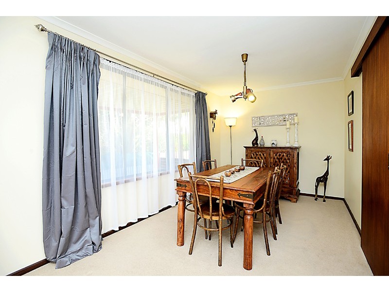 14 Shiraz Avenue, Hackham SA 5163