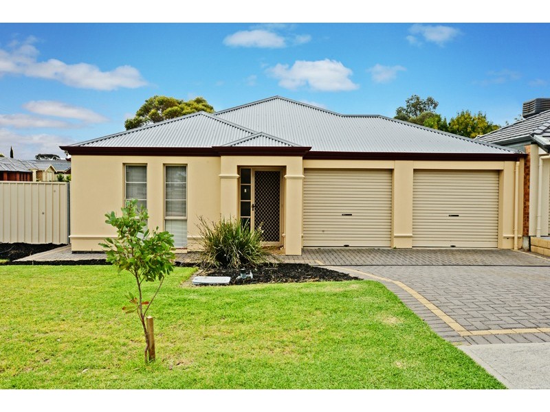 1 Stokes Court, Morphett Vale SA 5162