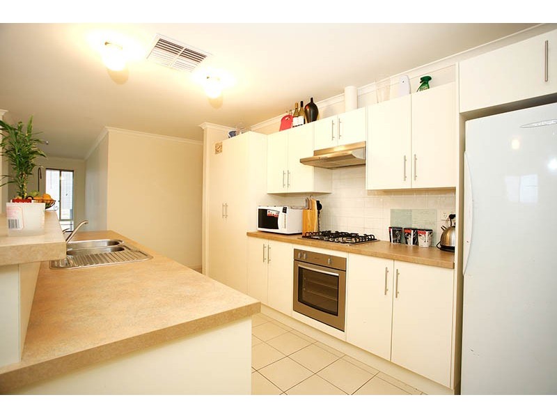 12 Kingston Circuit, Seaford Rise SA 5169