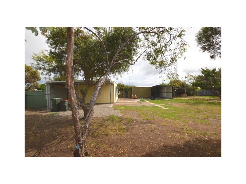 23 Booth Avenue, Morphett Vale SA 5162