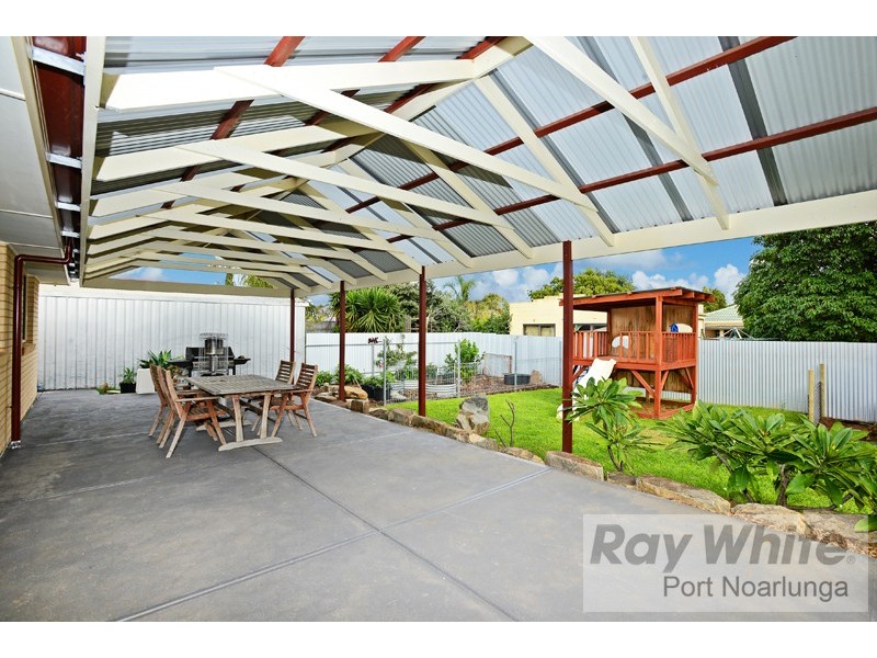 49 Lyndhurst Road, Seaford SA 5169