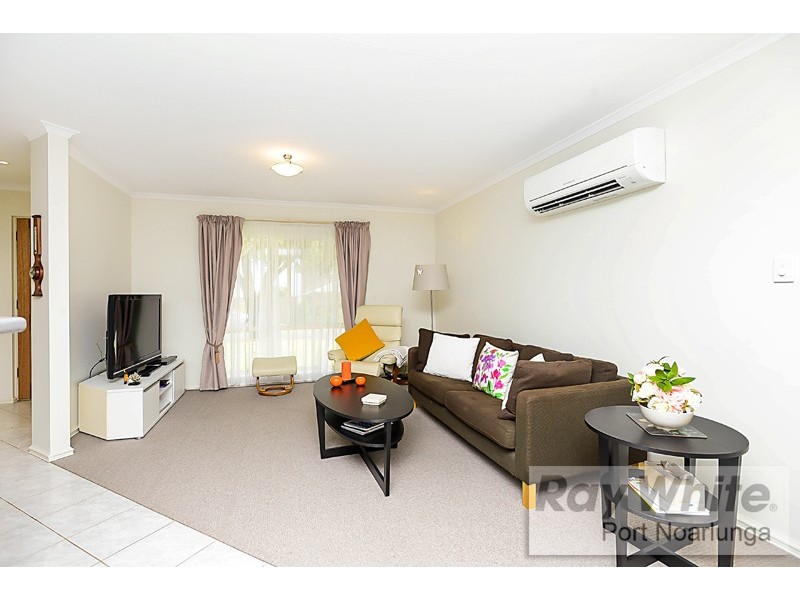 Unit 2, 19 Griffiths Drive, Moana SA 5169