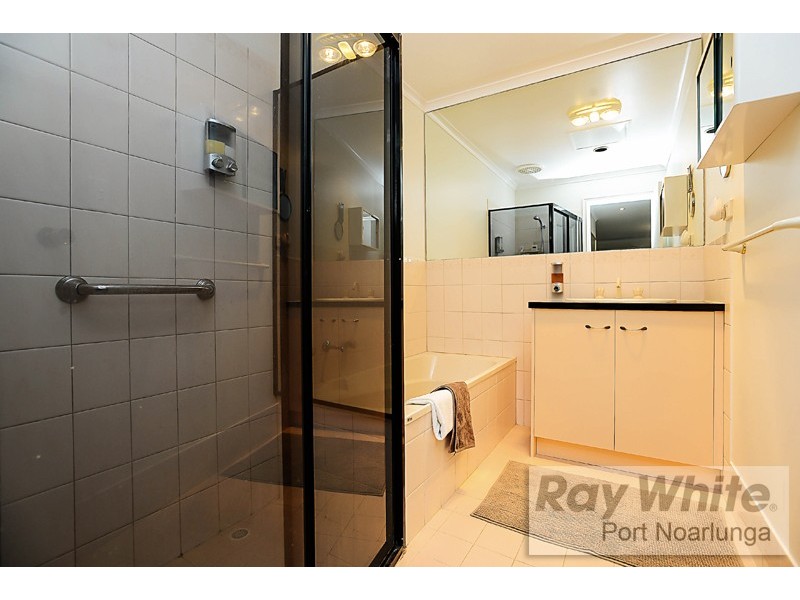 Unit 2, 19 Griffiths Drive, Moana SA 5169