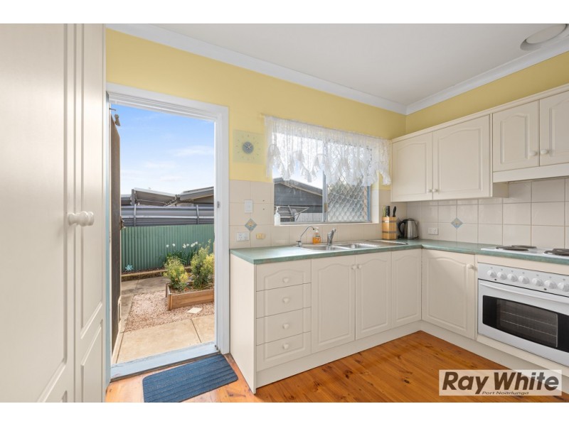 Unit 2, 1 Clovelly Avenue, Christies Beach SA 5165