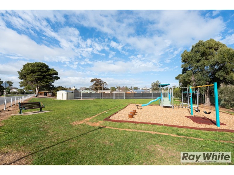 Unit 2, 1 Clovelly Avenue, Christies Beach SA 5165