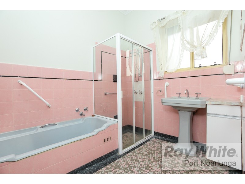 15 Fox Avenue, Christies Beach SA 5165