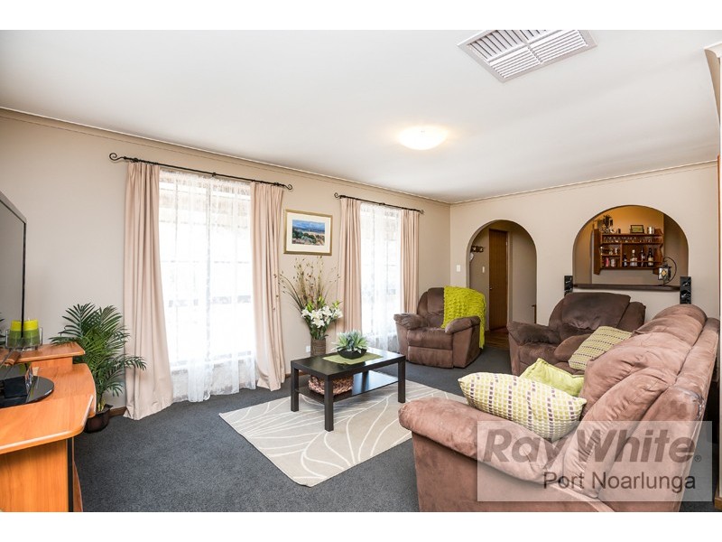 28 Woodcroft Drive, Morphett Vale SA 5162