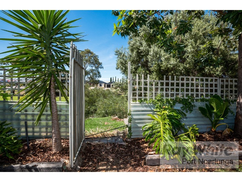28 Woodcroft Drive, Morphett Vale SA 5162