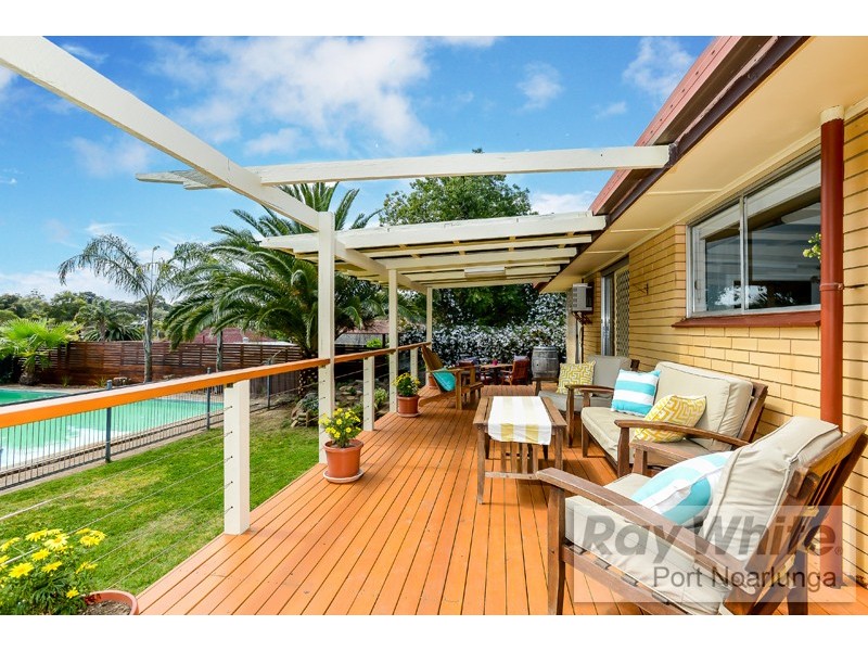 15 Shiraz Avenue, Hackham SA 5163