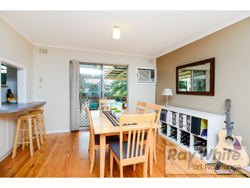 15 Shiraz Avenue, Hackham SA 5163