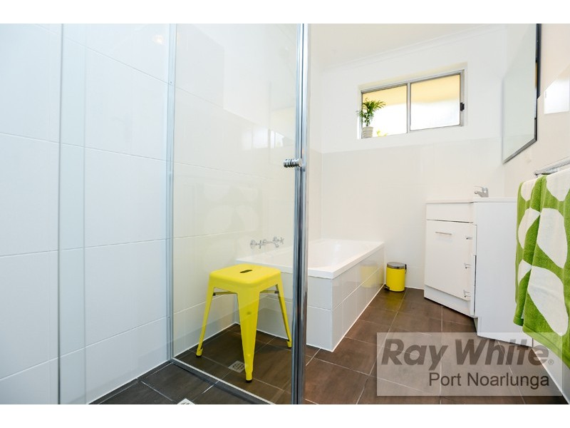 15 Shiraz Avenue, Hackham SA 5163