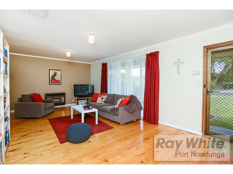 15 Shiraz Avenue, Hackham SA 5163