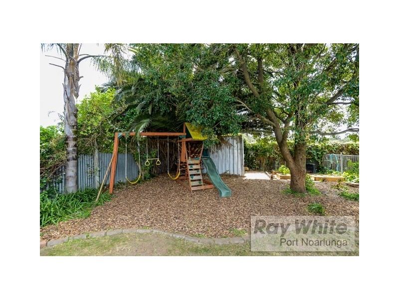 15 Shiraz Avenue, Hackham SA 5163