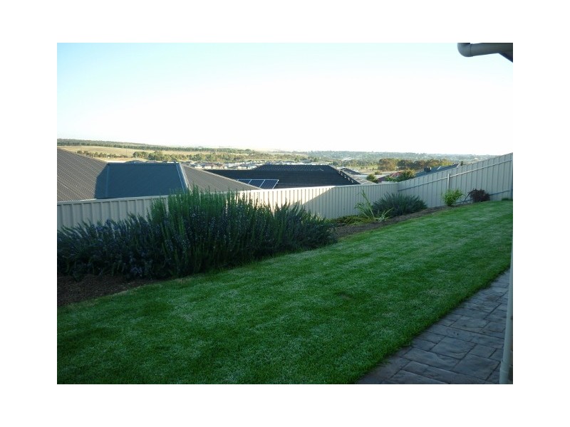 13 Corrimal Avenue, Noarlunga Downs SA 5168