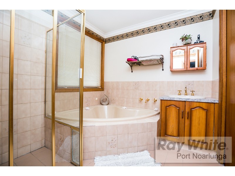 17 Sandhurst Avenue, Noarlunga Downs SA 5168