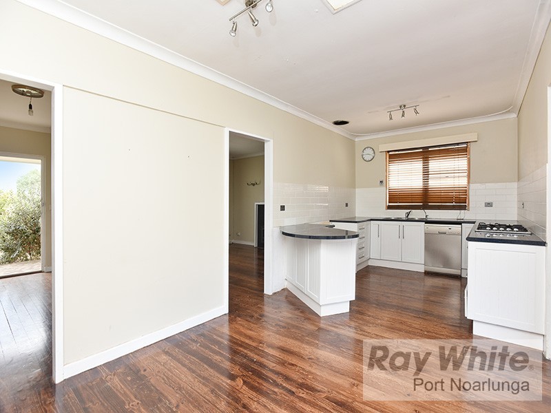 73 Commercial Road, Port Noarlunga South SA 5167