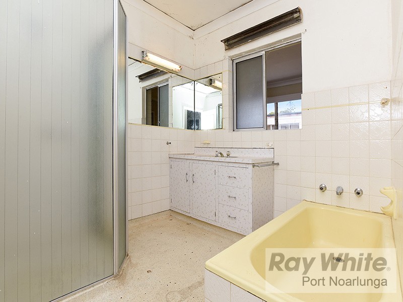 73 Commercial Road, Port Noarlunga South SA 5167