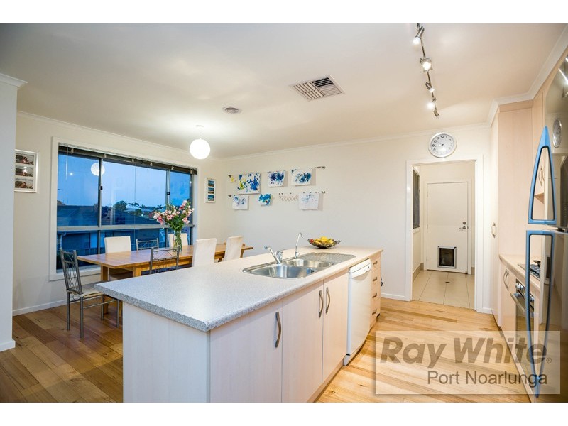 12 Corrimal Avenue, Noarlunga Downs SA 5168