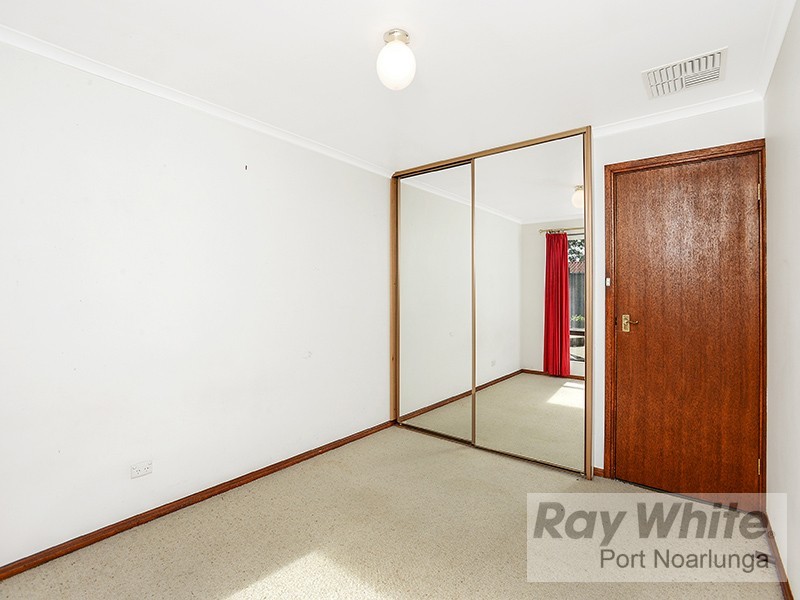 2 Devon Crescent, Happy Valley SA 5159