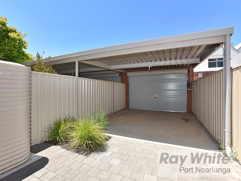 2 / 8 Kitto Crescent, Aldinga Beach SA 5173