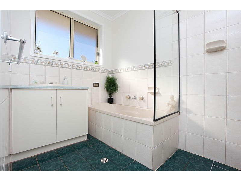 1 Domain Street, Moana SA 5169