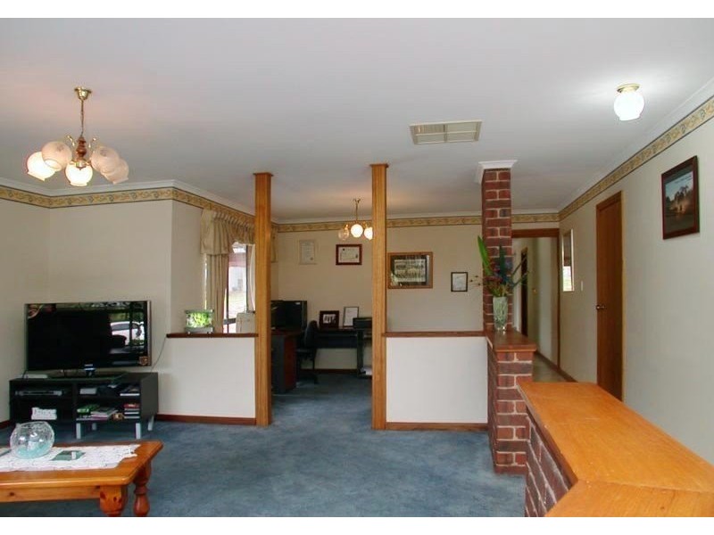 60 River Road, Port Noarlunga SA 5167