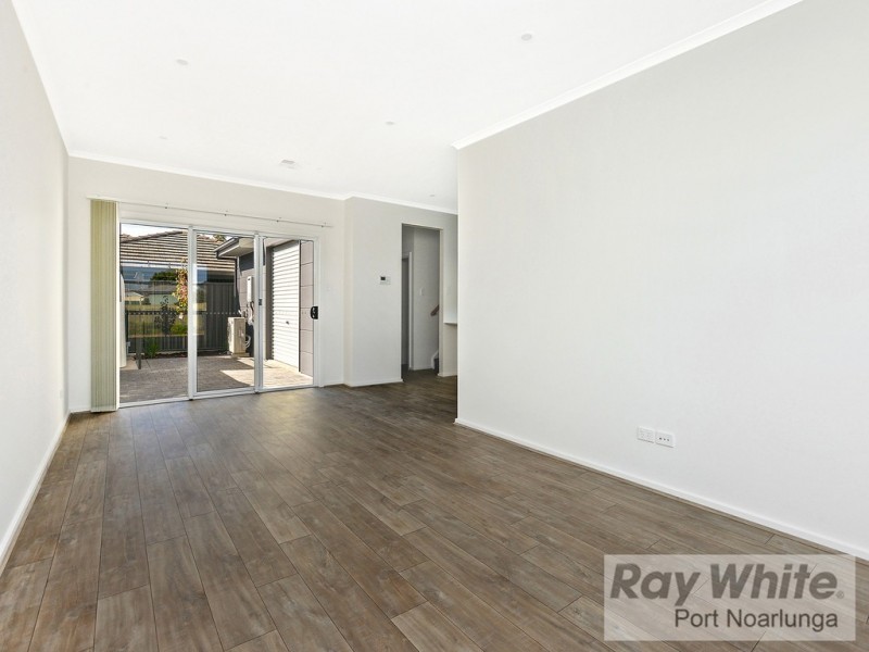 43 Kwinana Crescent, Port Noarlunga South SA 5167