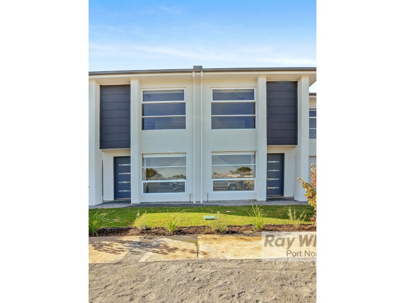 43 Kwinana Crescent, Port Noarlunga South SA 5167