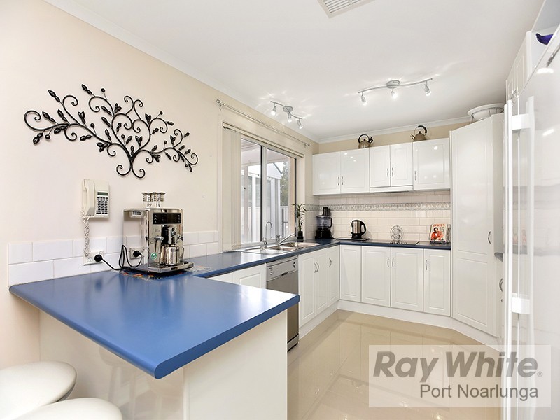 9 Grand Boulevard, Seaford Rise SA 5169