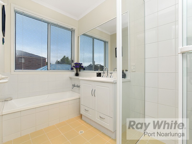 9 Grand Boulevard, Seaford Rise SA 5169