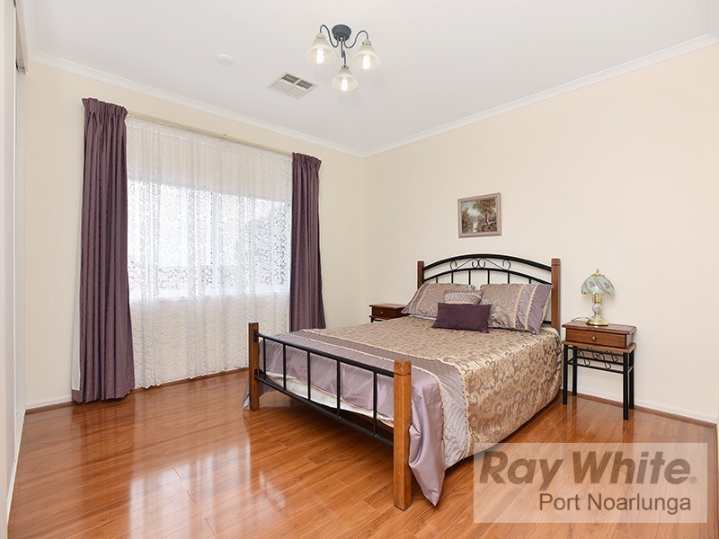 9 Grand Boulevard, Seaford Rise SA 5169
