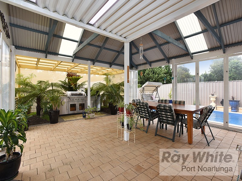 9 Grand Boulevard, Seaford Rise SA 5169