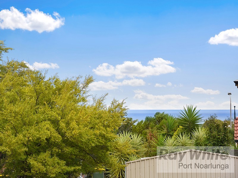 9 Grand Boulevard, Seaford Rise SA 5169