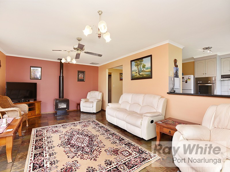 26 Elberry Close, Moana SA 5169
