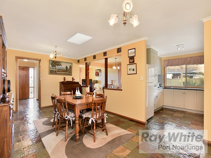 26 Elberry Close, Moana SA 5169