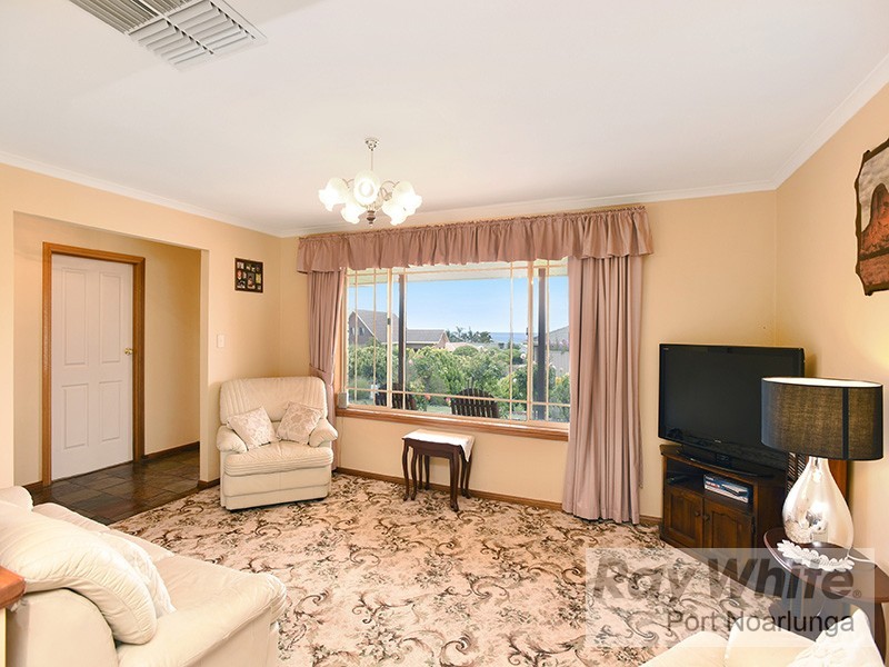 26 Elberry Close, Moana SA 5169