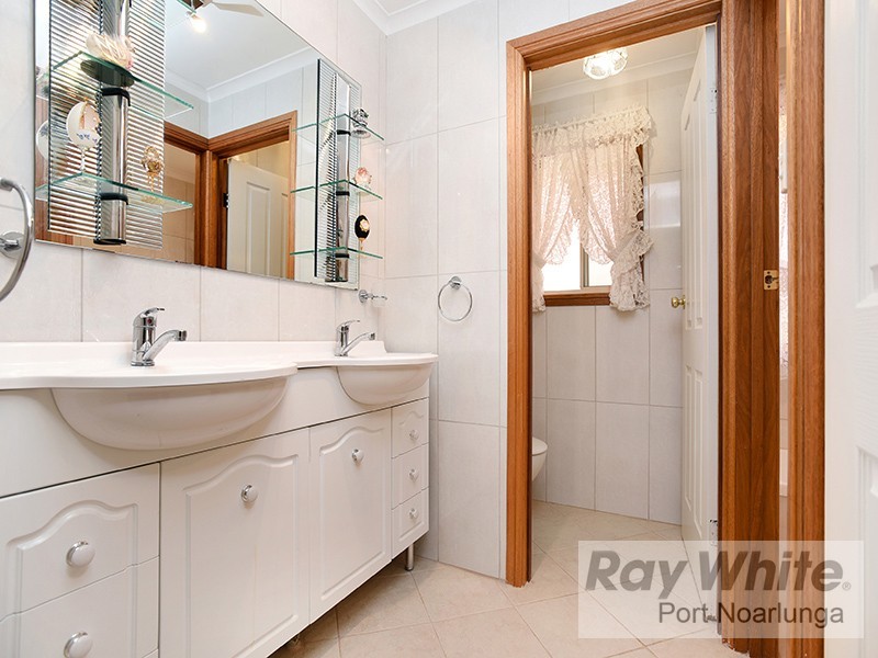 26 Elberry Close, Moana SA 5169