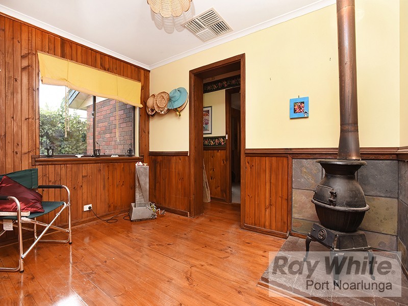 52 Kalgoorlie Avenue, Port Noarlunga South SA 5167