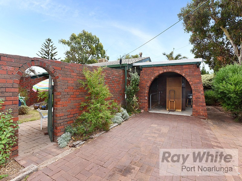 52 Kalgoorlie Avenue, Port Noarlunga South SA 5167