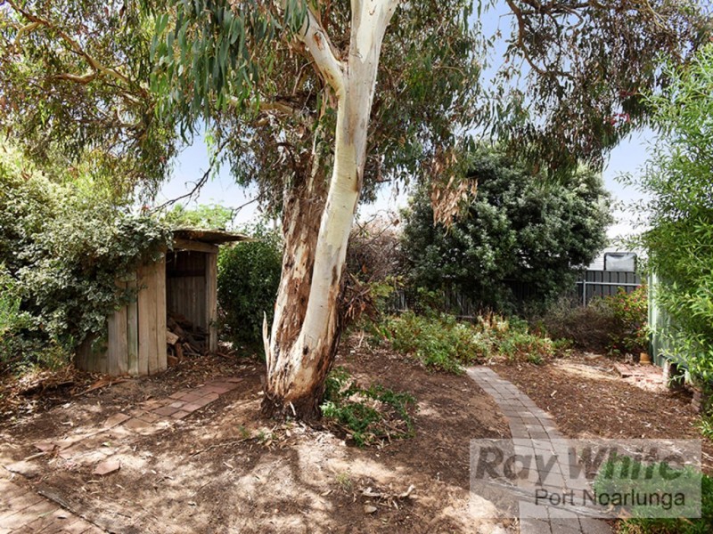 52 Kalgoorlie Avenue, Port Noarlunga South SA 5167