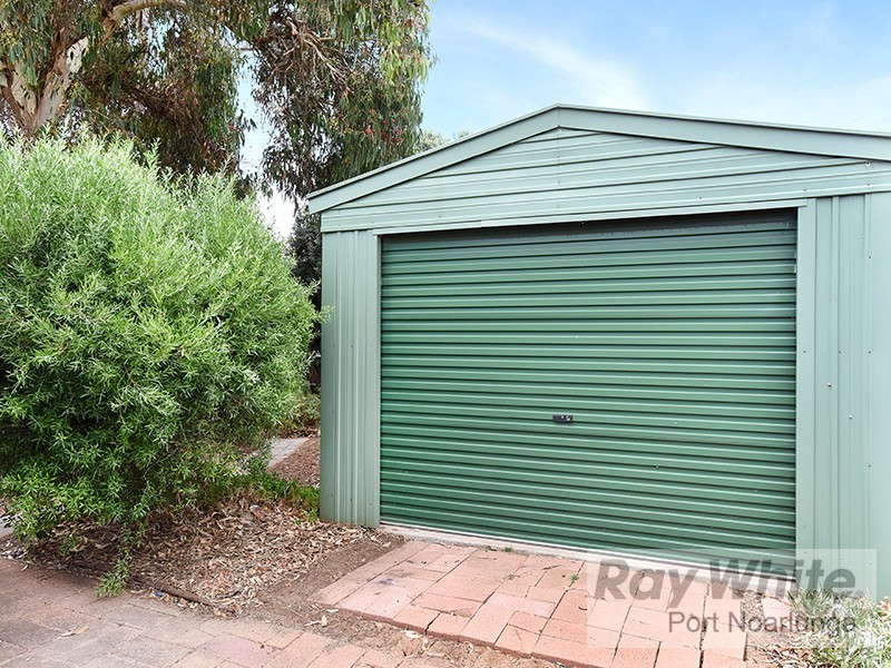 52 Kalgoorlie Avenue, Port Noarlunga South SA 5167