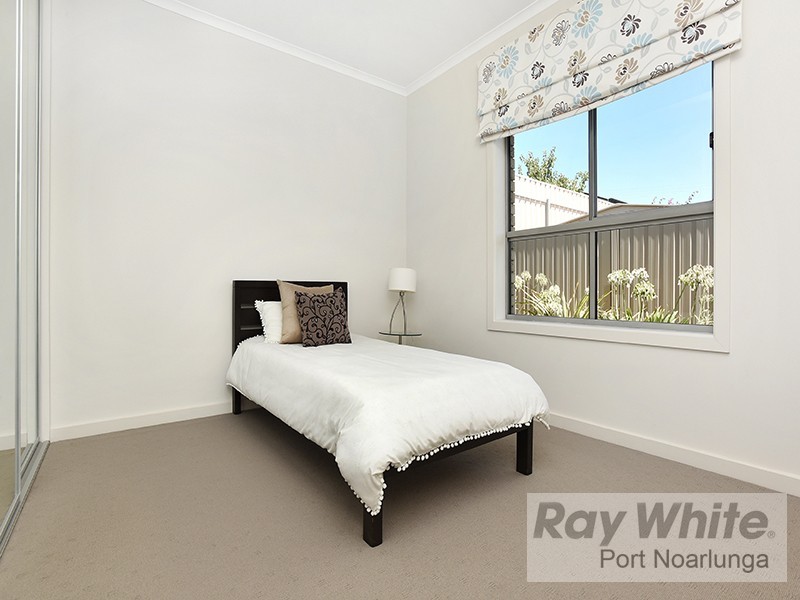 10 Esperance Boulevard, Seaford Rise SA 5169