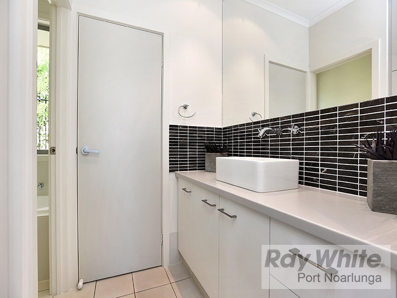 10 Esperance Boulevard, Seaford Rise SA 5169