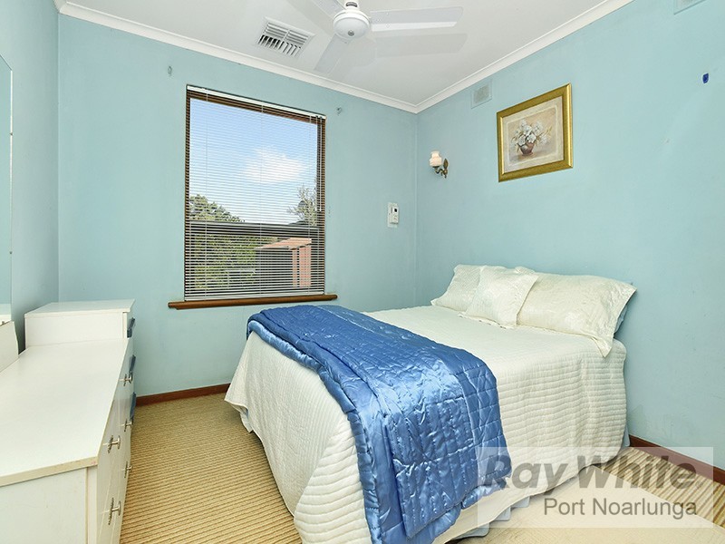 74 Teusner Drive, Morphett Vale SA 5162