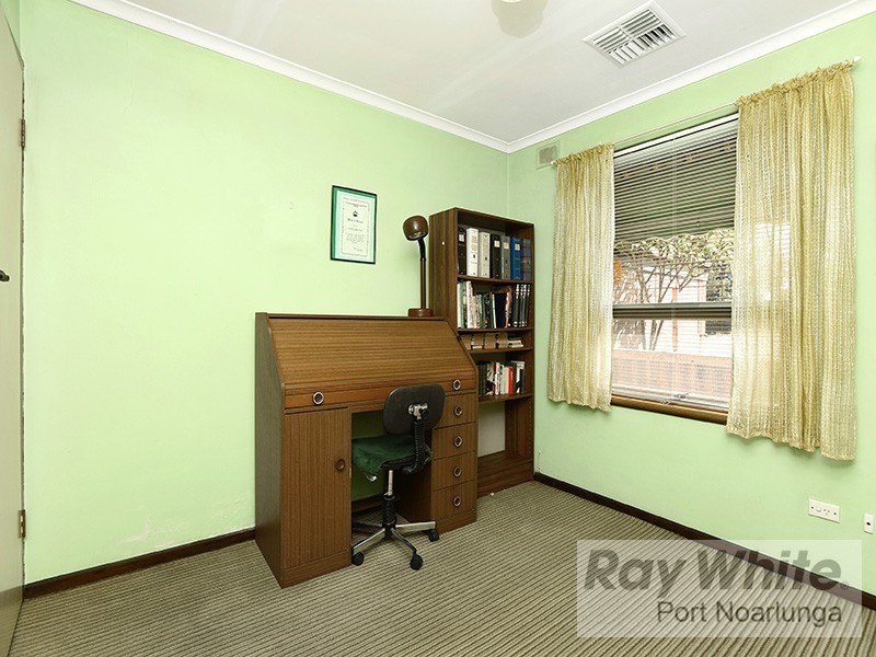 74 Teusner Drive, Morphett Vale SA 5162