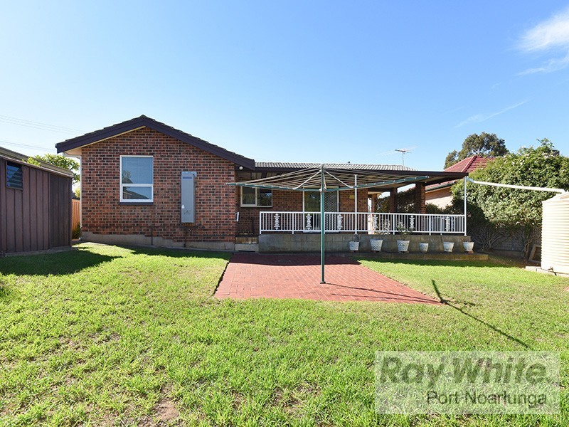 74 Teusner Drive, Morphett Vale SA 5162