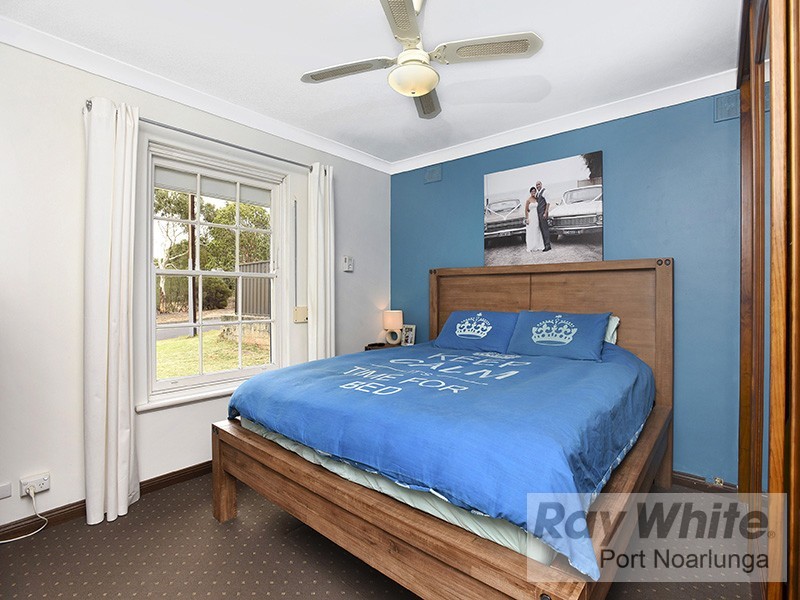 32 Carbenet Drive, Hackham SA 5163